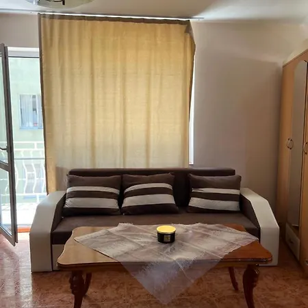 петя 2 Apartment Slantschew brjag